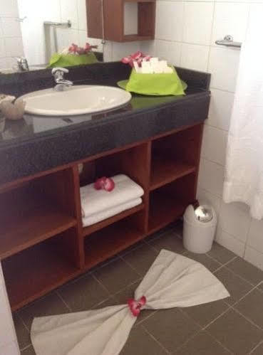 Hotel Sol Beni أبيدجان المظهر الخارجي الصورة